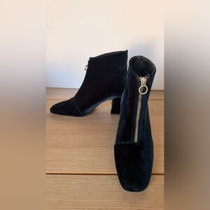 Zara Elegant Navy blue Velvet Ankle Boots